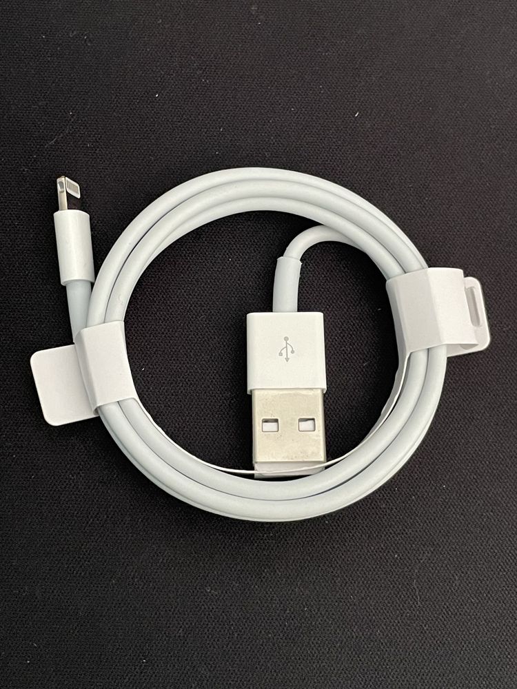 Оригінальні комплектні кабелі lightning iPhone
