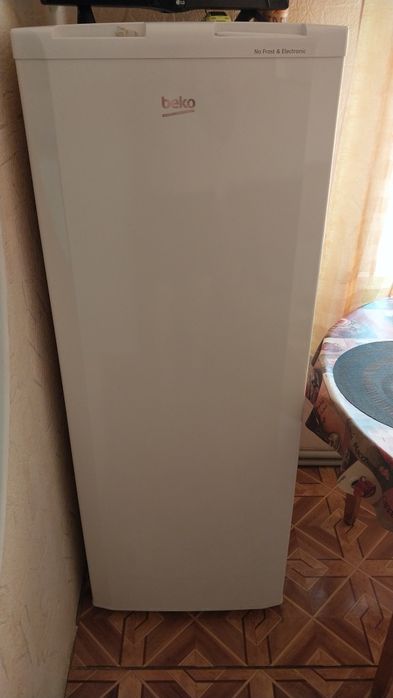 Морозильна камера "Beko "