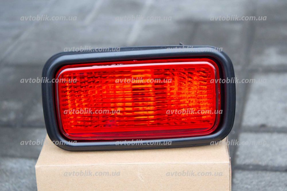 Задний фонарь в бампер Mitsubishi Outlander, Pajero, L200, Lancer