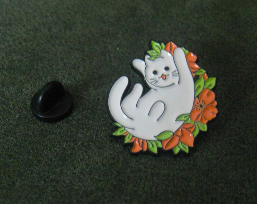 Pin Esmalte Gato c/ Peixe NOVO