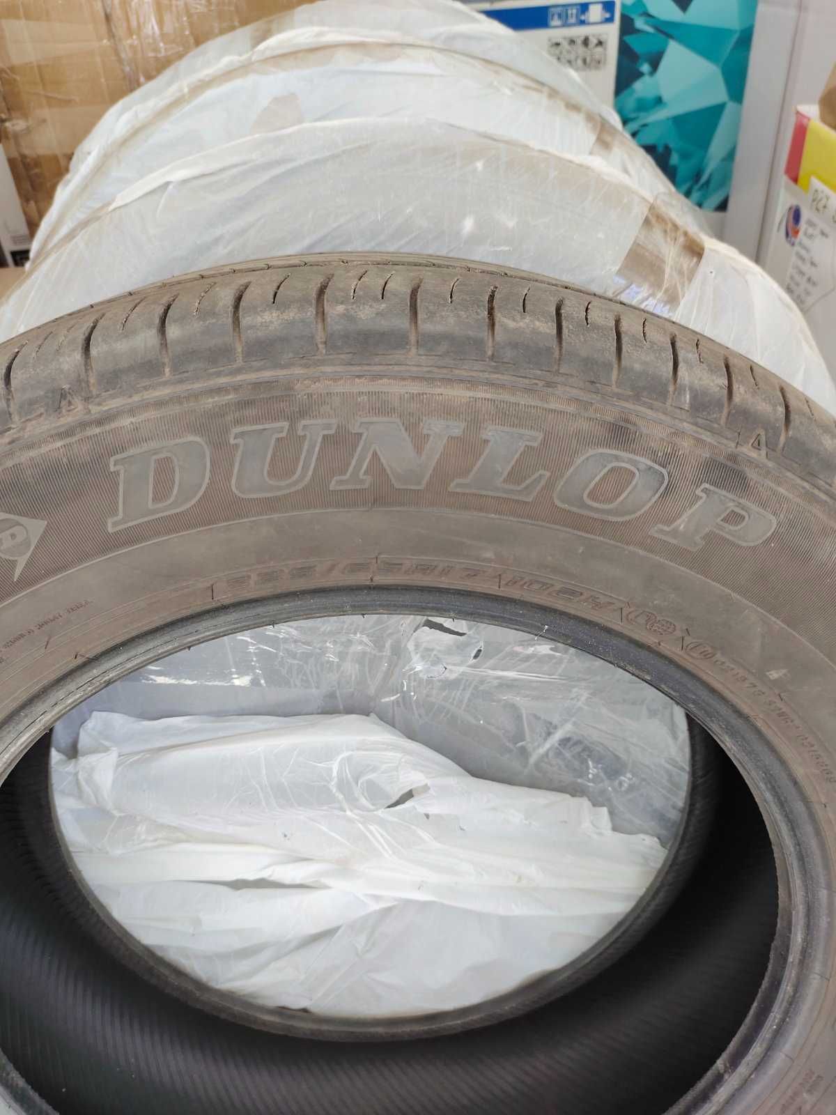Літня гума Стан нової Dunlop Grandtrek 225/65/R17 102H Резина