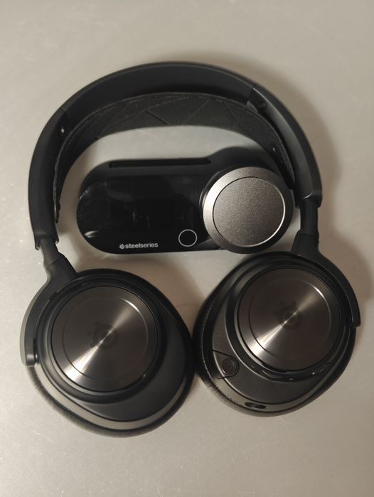 SteelSeries ARCTIS NOVA PRO 3.5mm - PS5/PS4/MAC/PC