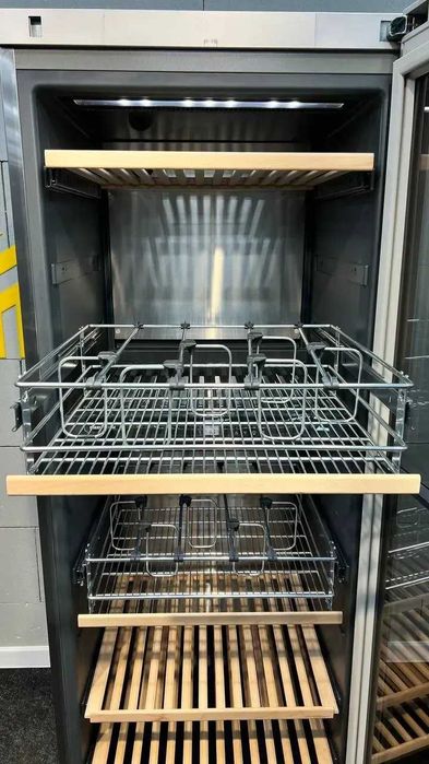 Винний холодильник Liebherr WTpes 5972