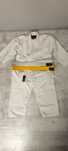 Karategi Tokaido Nissaka Kimono Karate + 2 pasy.