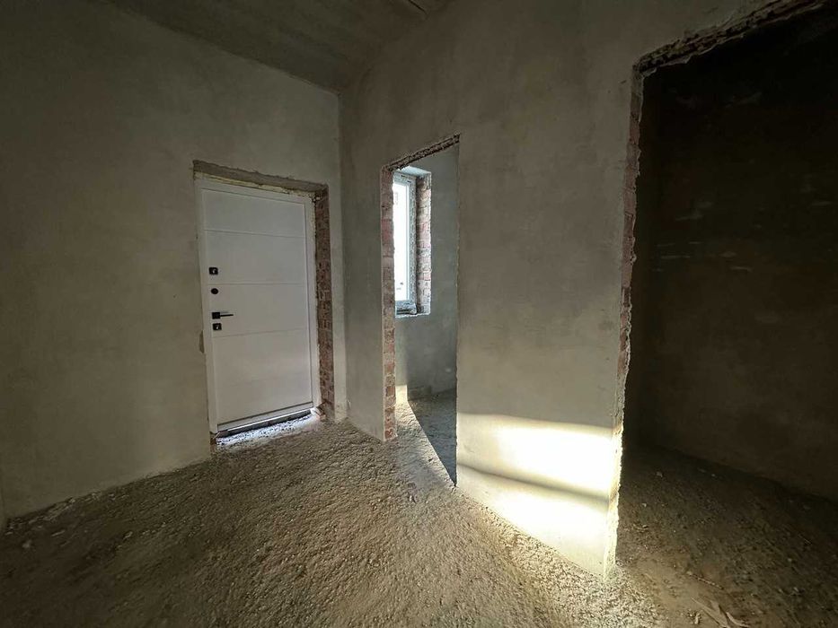 Сучасний таунхаус у престижному районі, який активно розвивається!