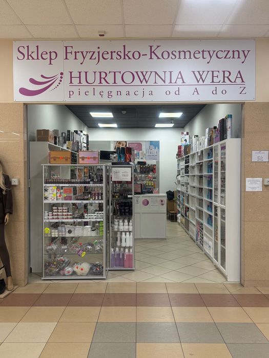 Sprzedam sklep z artykułami fryzjerskimi i kosmetycznymi – Pelplin