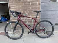 Велосипед 28" Merida SILEX 300 (2023) dark red L (53) 181-192 см