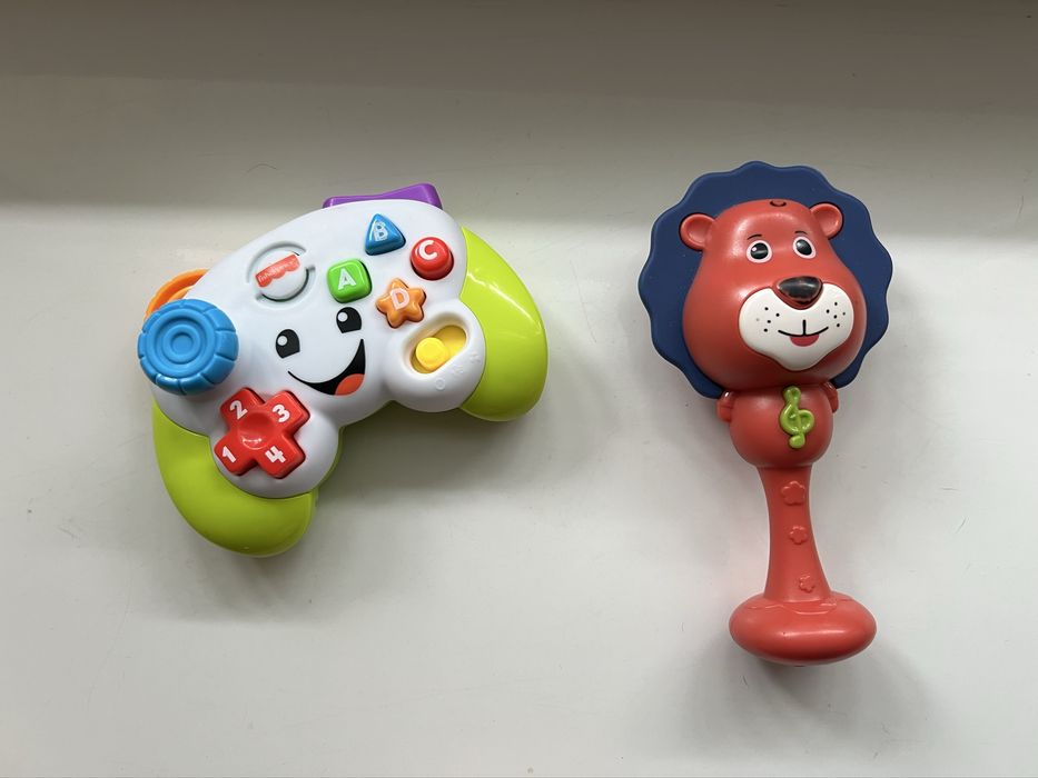 Дитячі іграшки для вашої малечі , можна й одним лотом