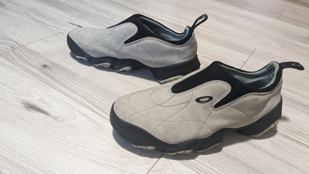 Вінтажні кросівки oakley bottle cap flesh розмір 42