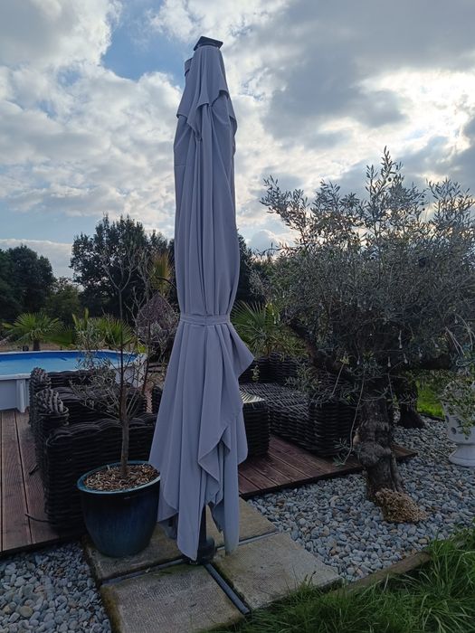Parasol ogrodowy z LED szary