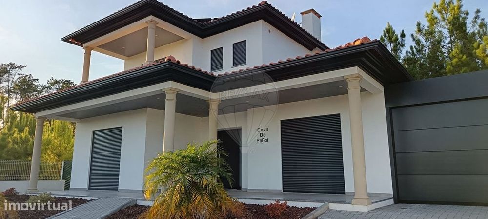 Moradia T4 para arrendamento