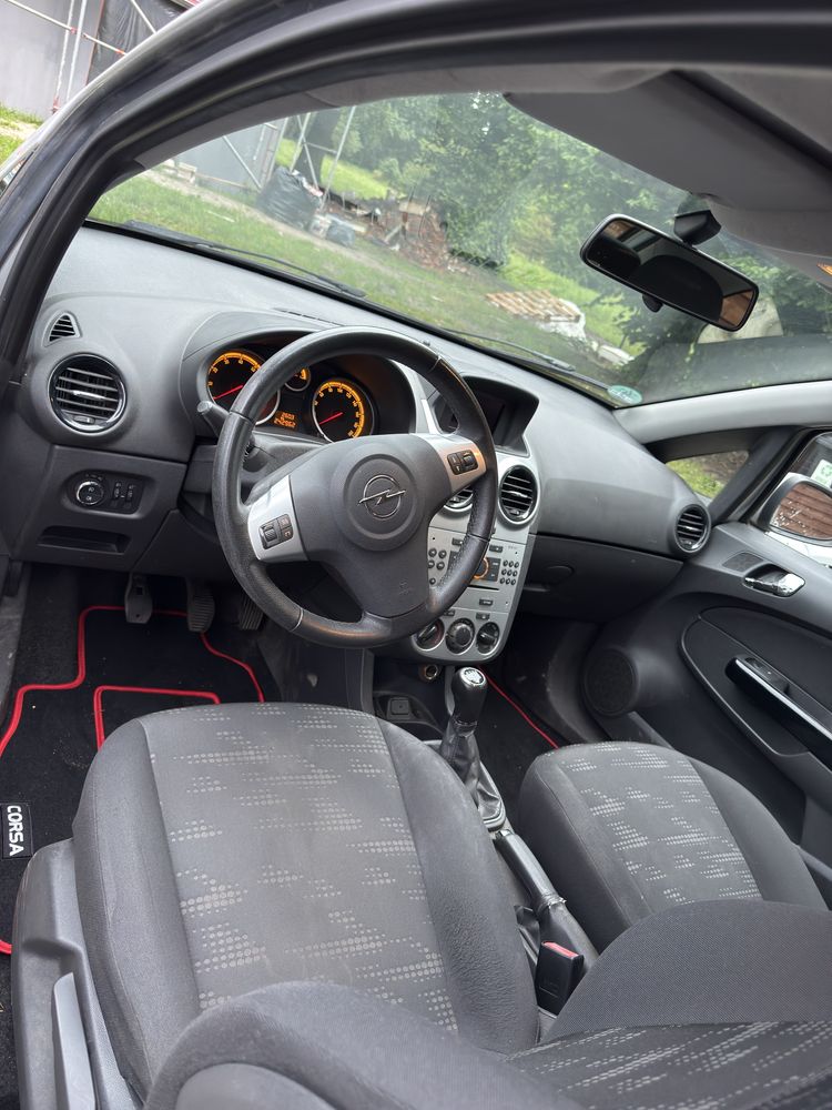 Opel Corsa D satelite 2011r 1.2 sprowadzona
