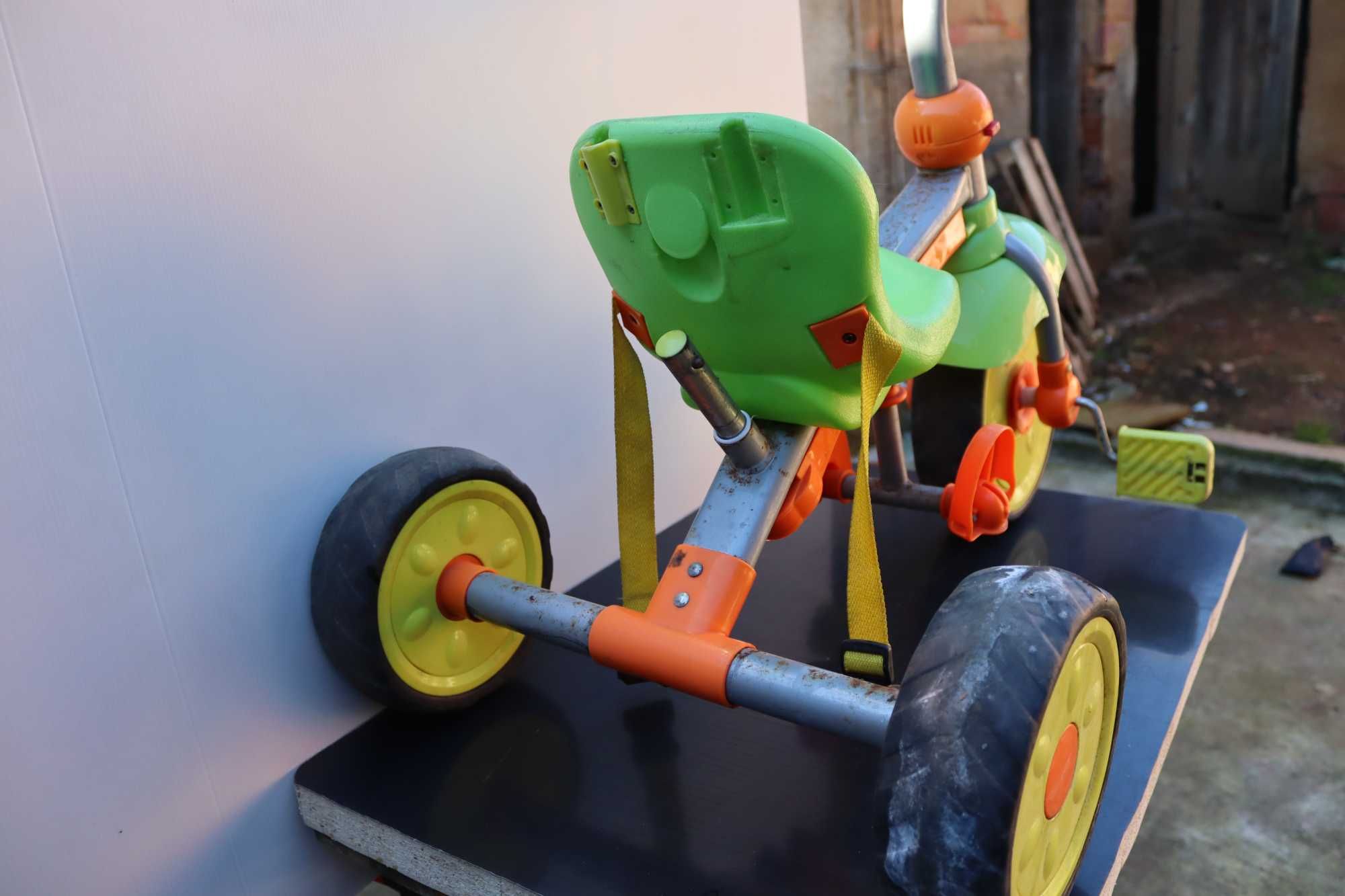 Triciclo em Plástico como novo