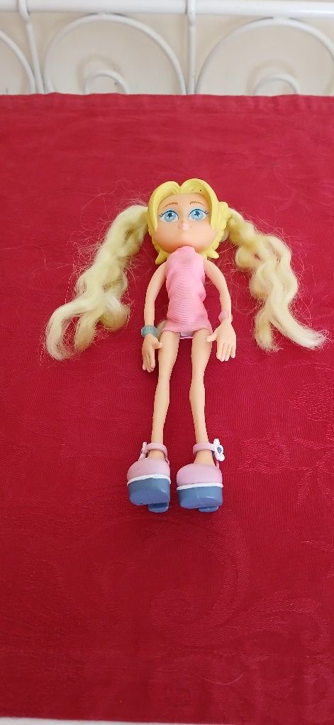 Boneca ótimo estado