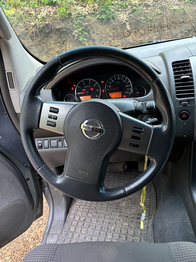Nissan Pathfinder – Turbo Novo – 7 Lugares – IVA Dedutível