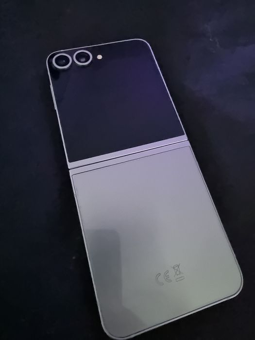 Galaxy Z flip 6 z gwarancją