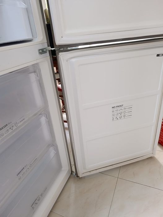 Frigorífico No Frost Prata