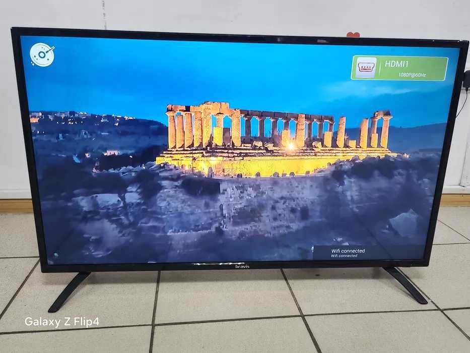 Телевізор Samsung 42" 4K UHD, Smart TV Android 13, Wi-Fi, Bluetooth