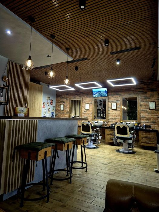 Продам діючий барбершоп у Ж/К “Олімпійський”