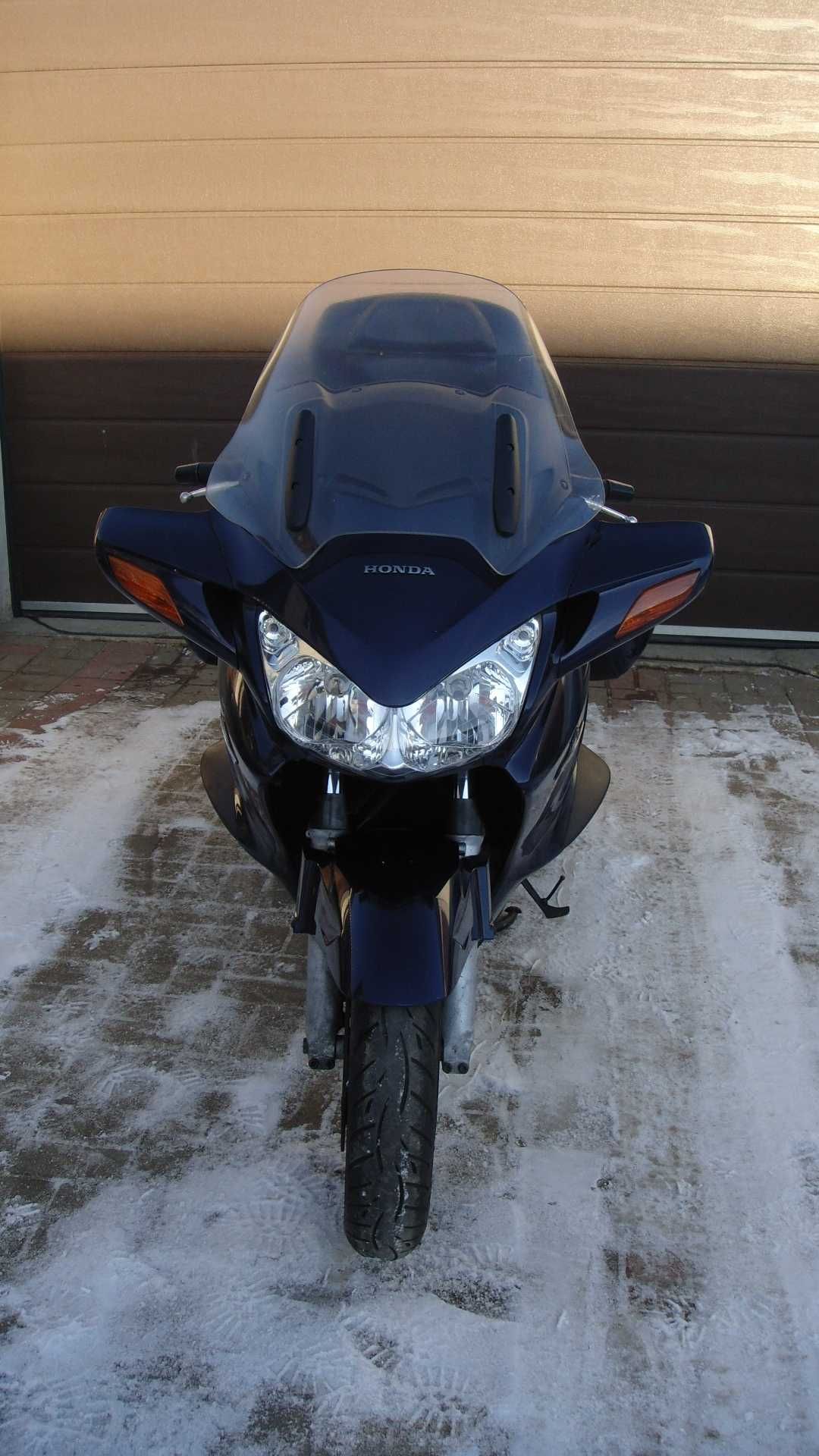 Honda  ST  1300  2006