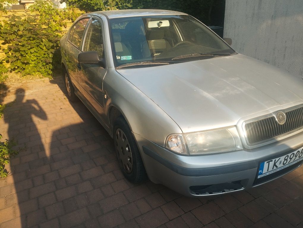 Skoda Octavia 1.4 na części