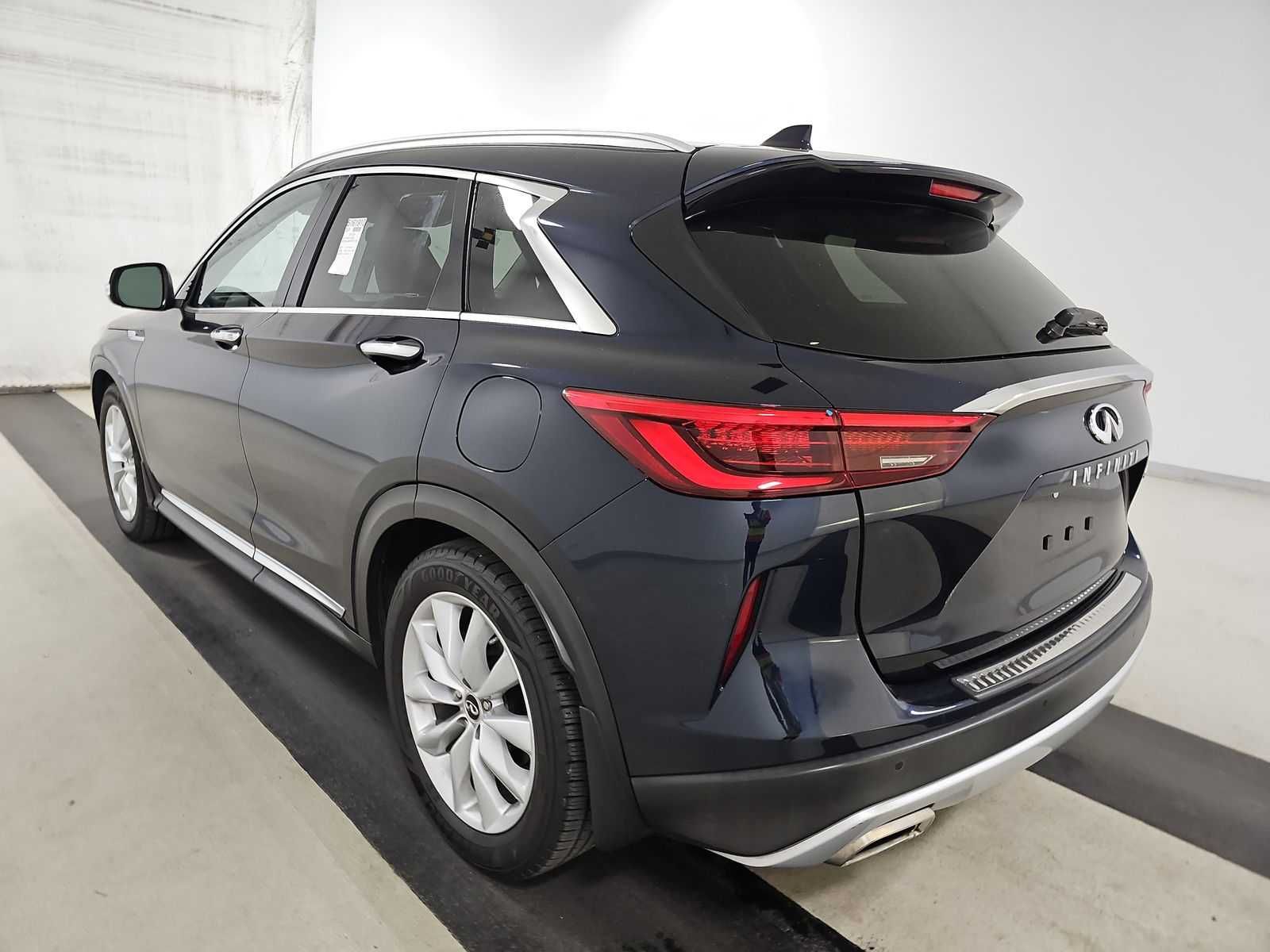 Продам INFINITI QX50 ESSENTIAL 2019 року