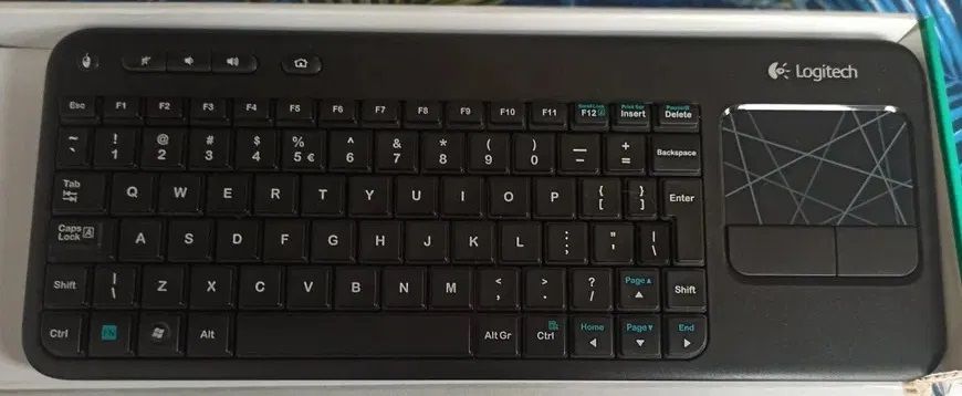 Bezprzewodowa klawiatura Logitech K400r QWERTY polski układ klawiszy