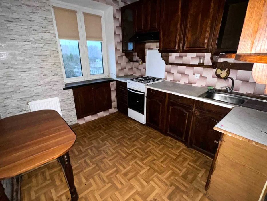 Продам 2 к. квартиру на Черемушках в чешке