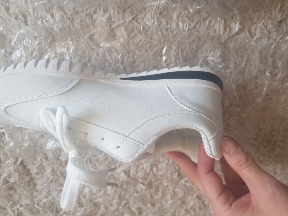 Adidasy sneakers białe r. 40 nowe