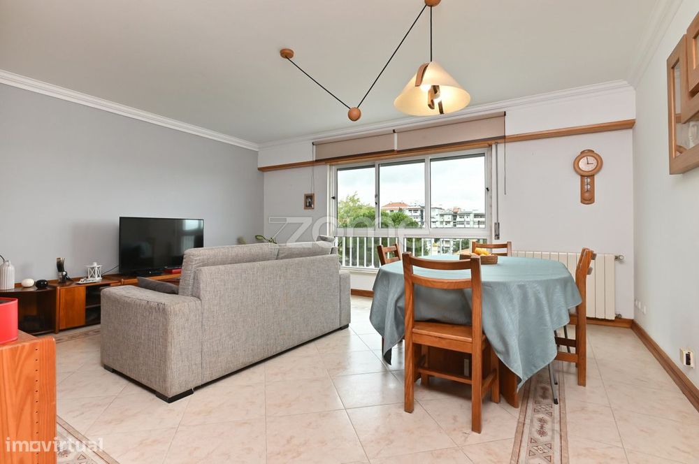 T3 | suíte| 105m2 | 4.º andar | 2 frentes