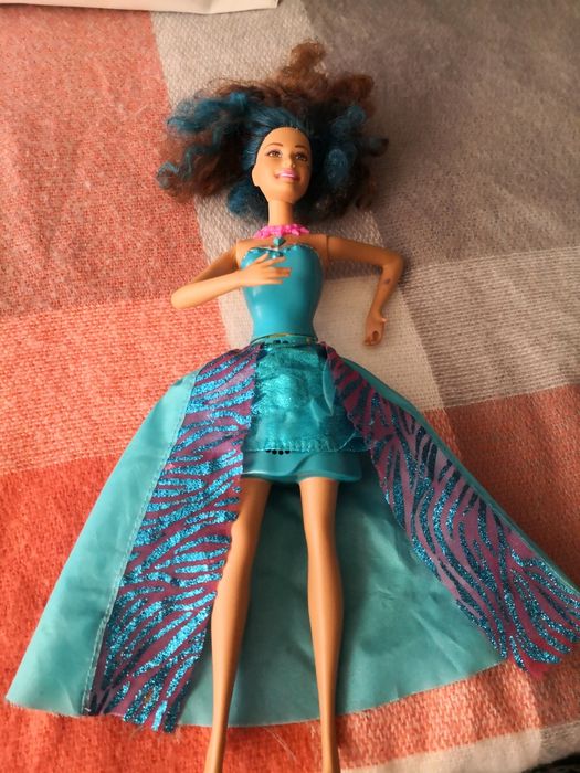 Lalka Barbie grająca