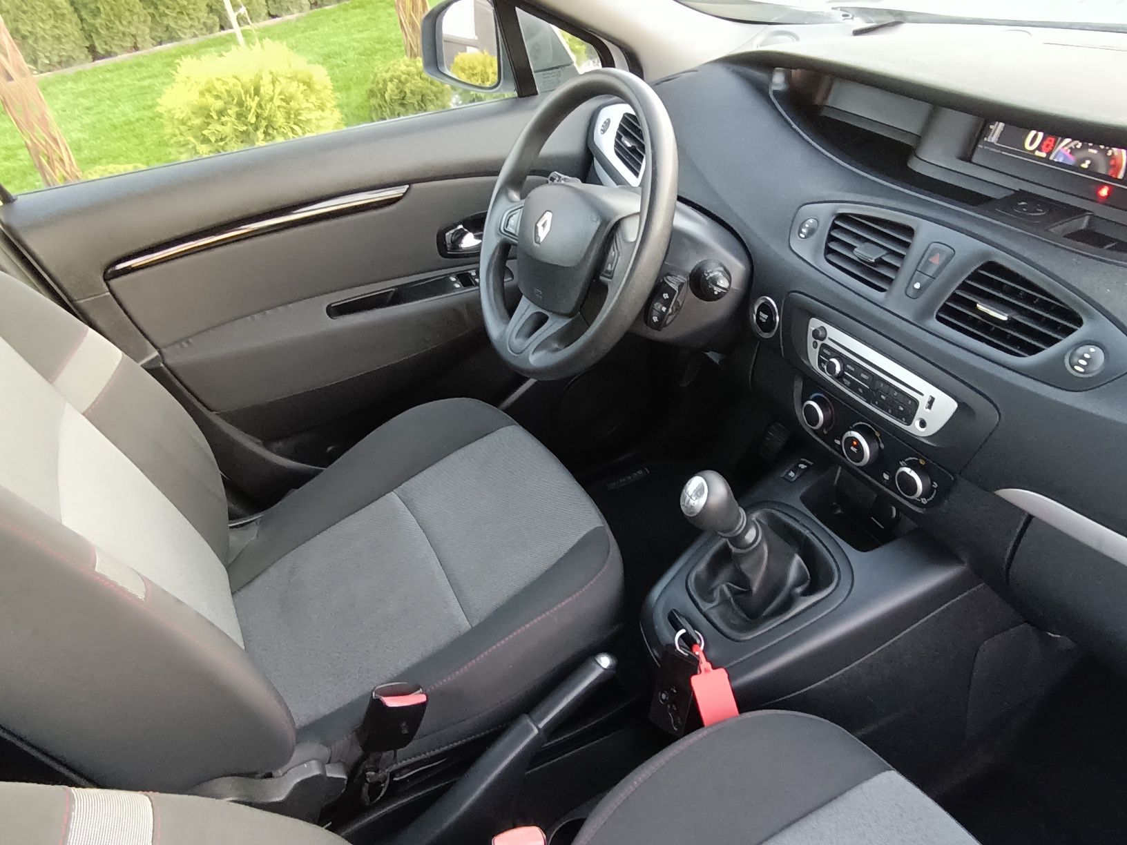 RENAULT SCENIC 15Rok 1.2turbo Benz 115KM z Niemiec