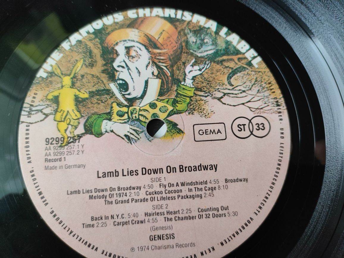 Genesis The Lamb Lies Down On Broadway winyl