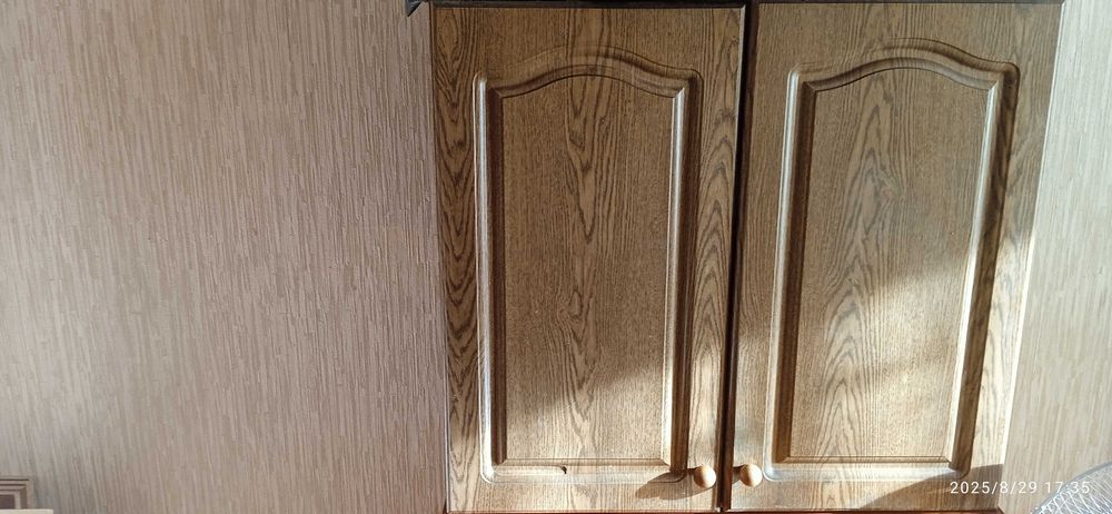 Три шкафчіка  для кухні