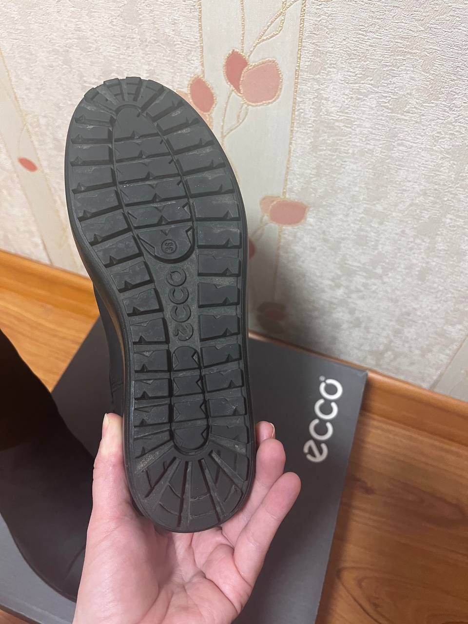 Зимние женские сапоги, ботинки ECCO soft 7 tred 36р