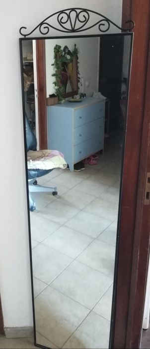 Espelho de pé Ikea
