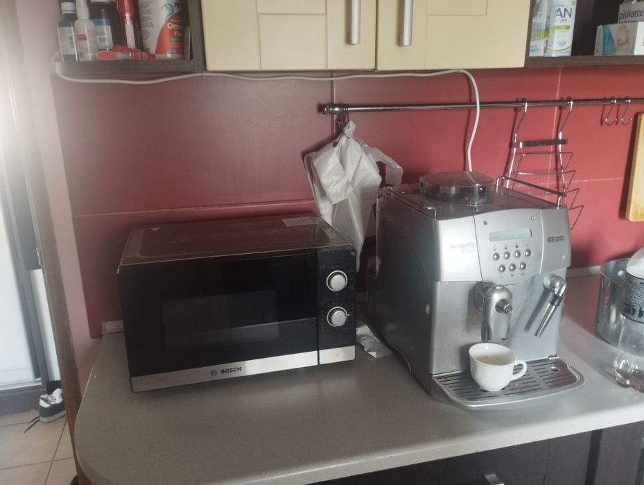 Мікрохвильова піч Bosch