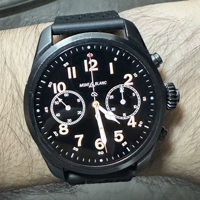 Швейцарский смарт годинник Montblanc Summit 2