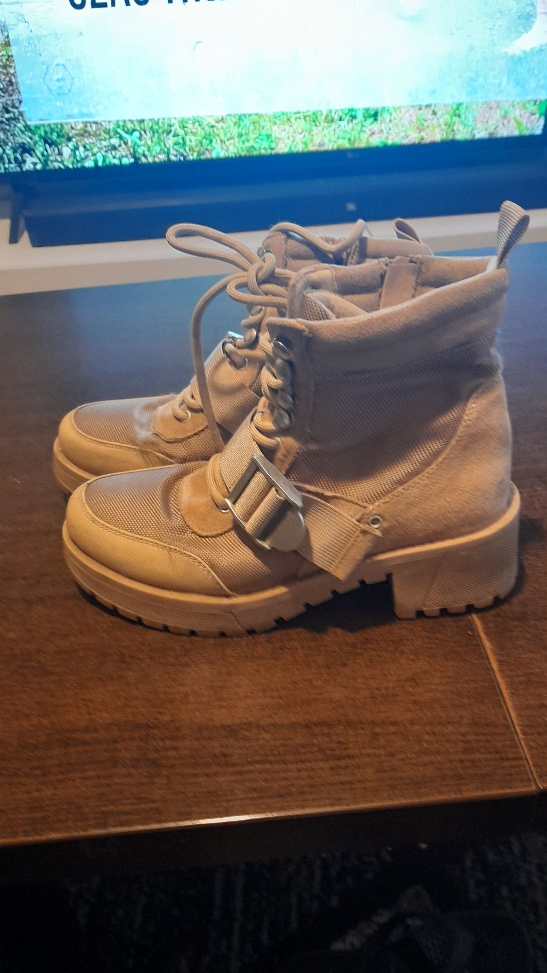 Buty damskie sprzedam