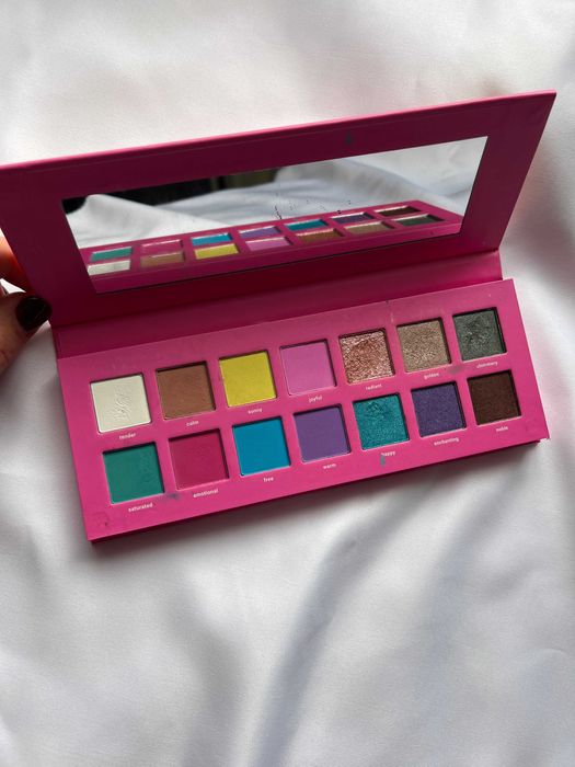 Тіні для повік GlamBee