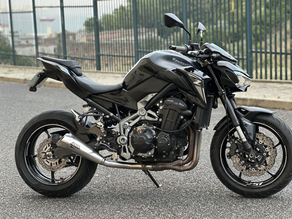 KAWASAKI Z900 - Full Extras, Full Power!