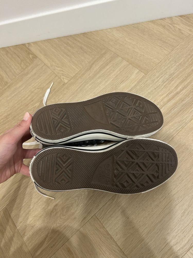Trampki Converse czarne srebrny wzorek wysokie 37,5 (24 cm)
