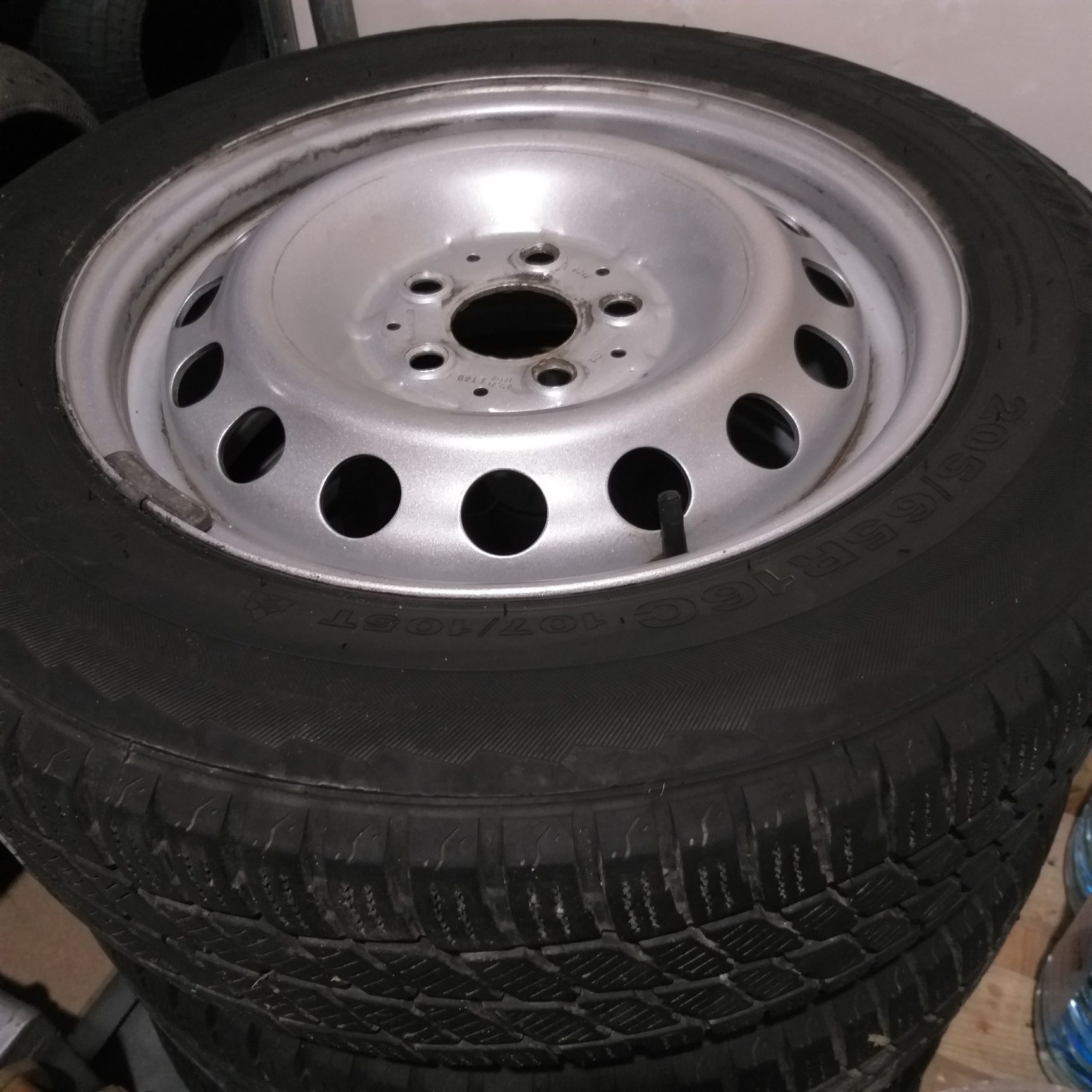 Колеса 205/65 R16C