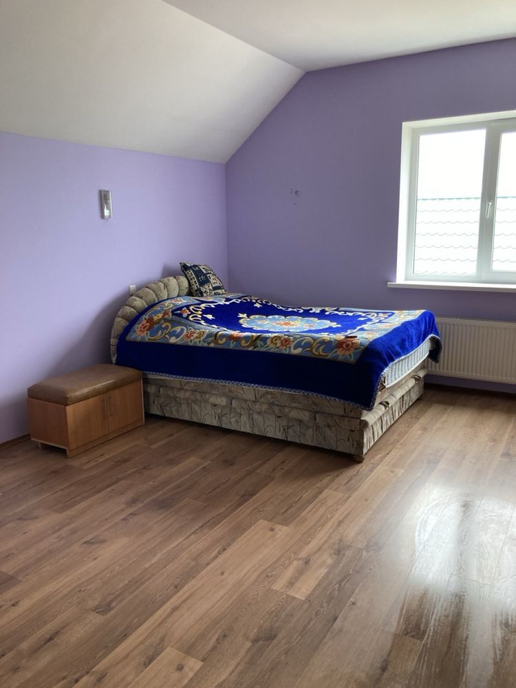 Продаеться будинок 256м2 в Старому Білоусі