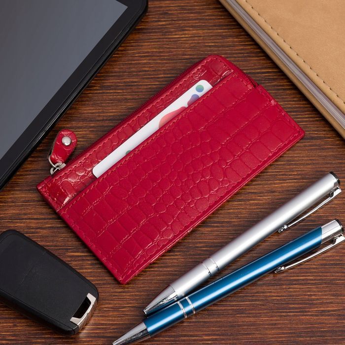Etui na dokumenty karty czerwone skórzane skóra croco portfel slim
