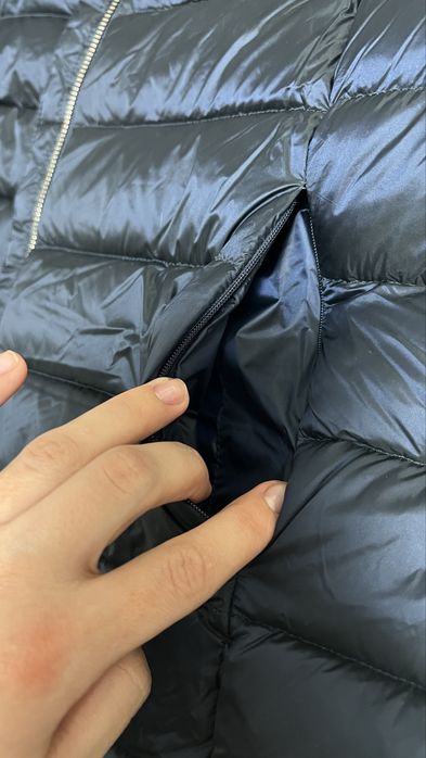 Пухова куртка відомого бренду Colmar.42р