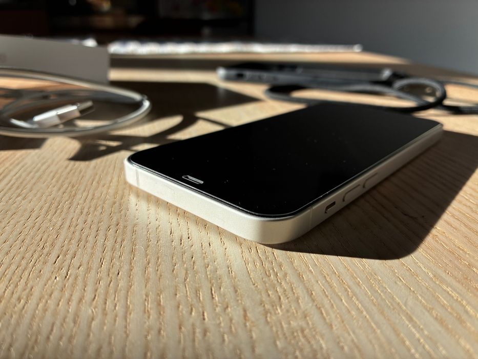 iPhone 12 - Branco 128gb