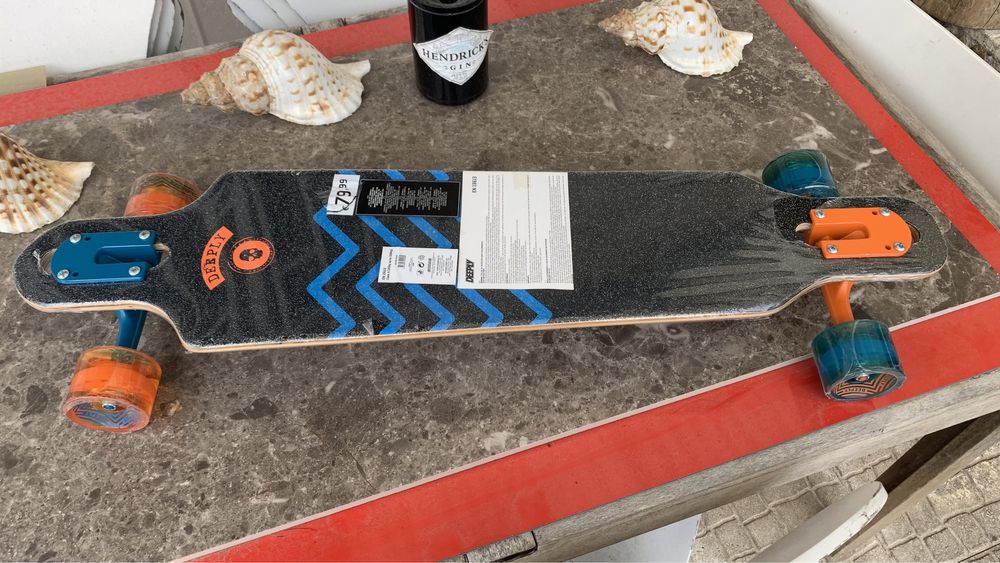 Skate longboard está NOVO