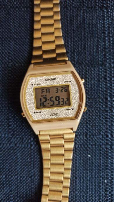 Relógio Casio B640w