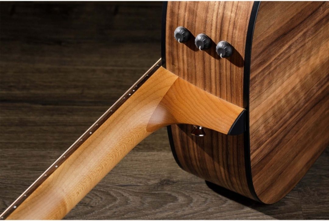 Taylor 110ce Layered Walnut (orzech)
Taylor 110e Layered Walnut Gitar